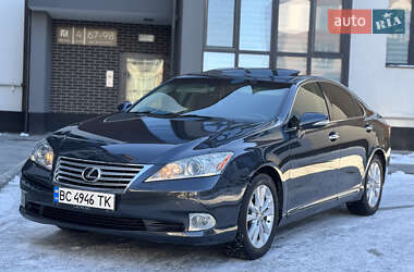 Седан Lexus ES 2010 в Львове