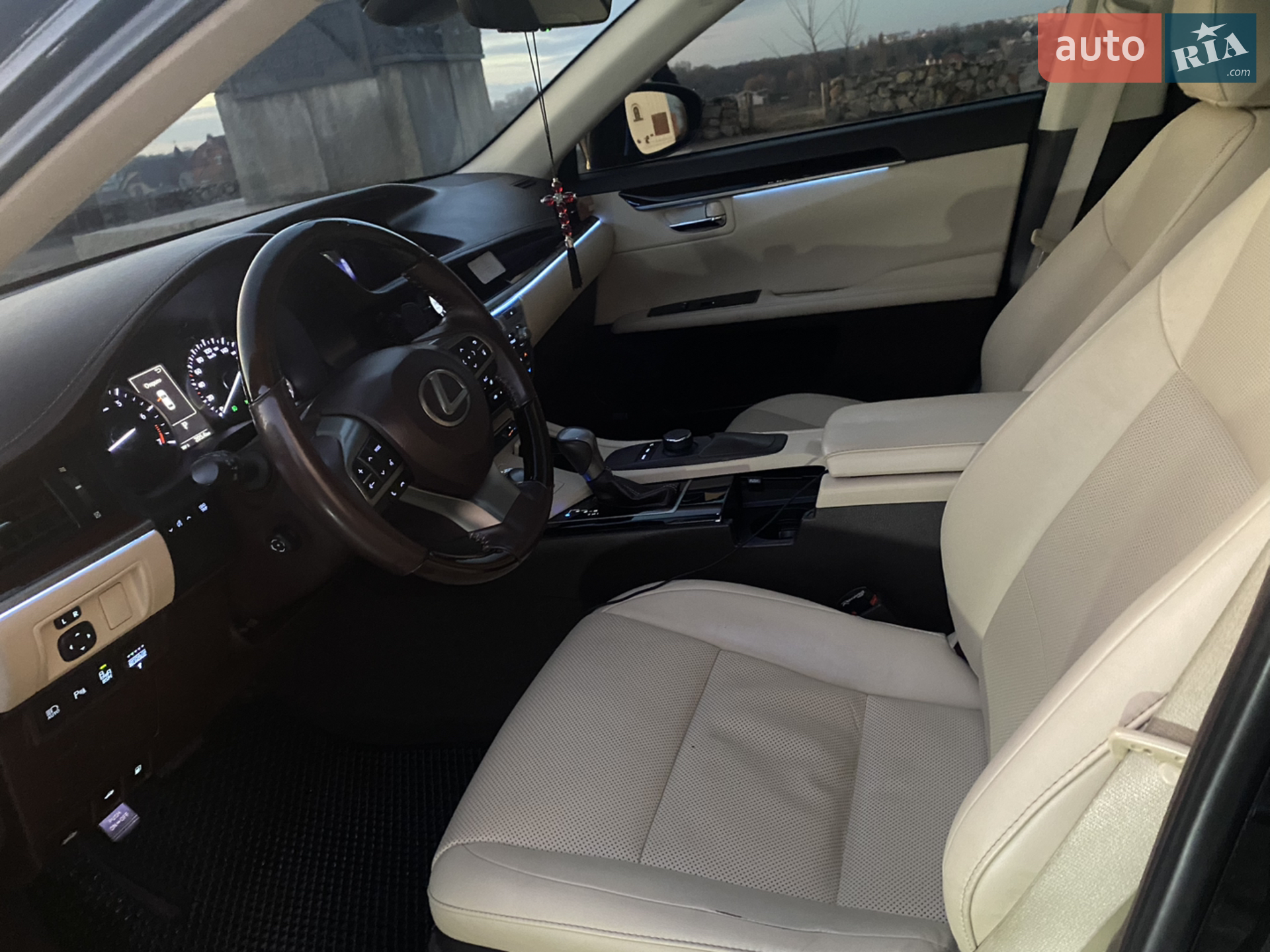 2017 Lexus ES - мініатюра 23