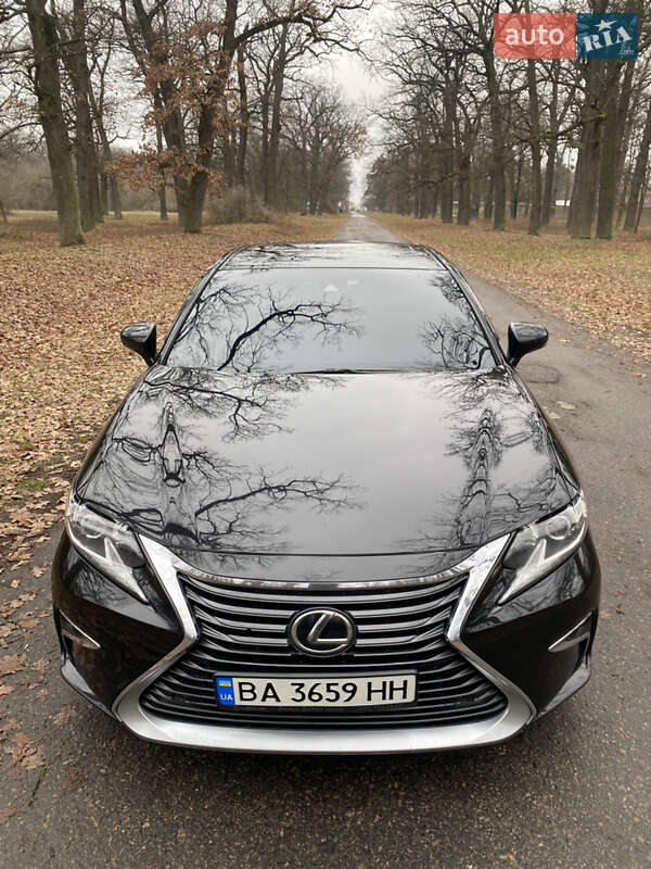 Седан Lexus ES 2017 в Белой Церкви фото 34 Седан Lexus ES 2017 в Белой Церкви