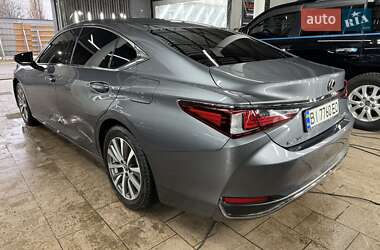 Седан Lexus ES 2020 в Полтаві