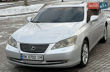 Седан Lexus ES 2007 в Ровно