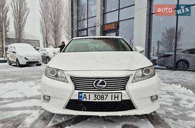 Седан Lexus ES 2013 в Києві