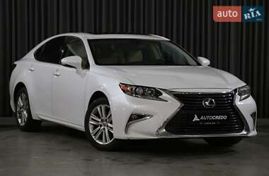 Седан Lexus ES 2014 в Киеве