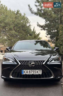 Седан Lexus ES 2022 в Києві