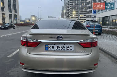 Седан Lexus ES 2012 в Києві