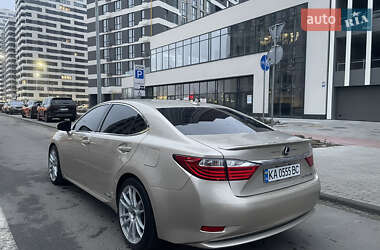 Седан Lexus ES 2012 в Києві