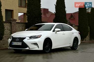 Седан Lexus ES 2017 в 
