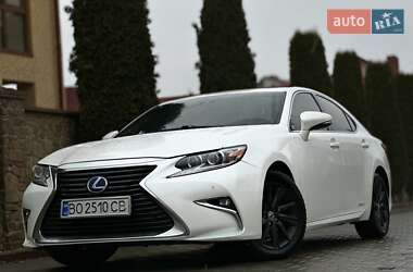 Седан Lexus ES 2017 в 
