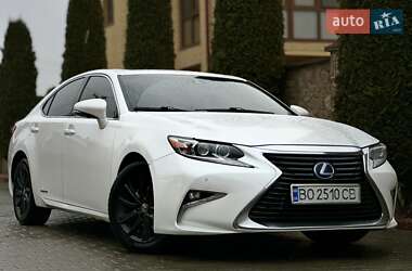 Седан Lexus ES 2017 в 
