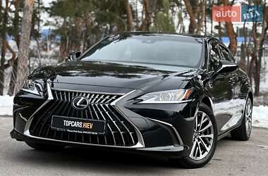 Седан Lexus ES 2022 в Киеве