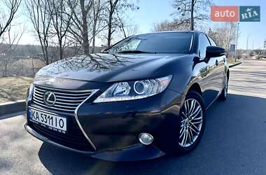 Седан Lexus ES 2012 в Киеве