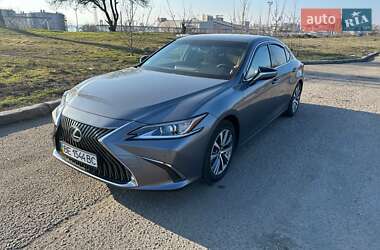 Седан Lexus ES 2018 в Миколаєві