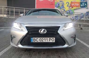 Седан Lexus ES 2013 в Буске