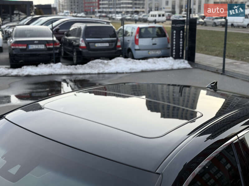 Седан Lexus ES 2019 в Киеве