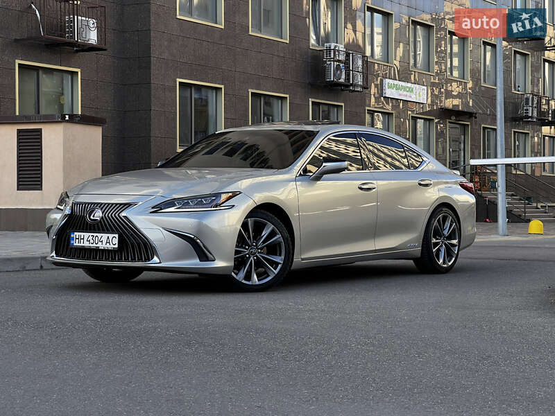 Седан Lexus ES 2019 в Одессе