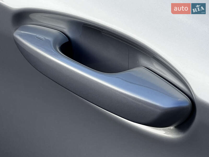 Седан Lexus ES 2019 в Одессе