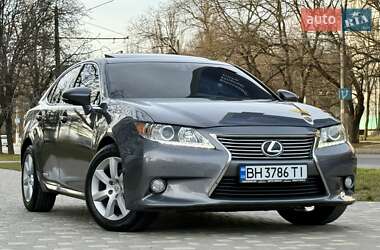 Седан Lexus ES 2013 в Одесі