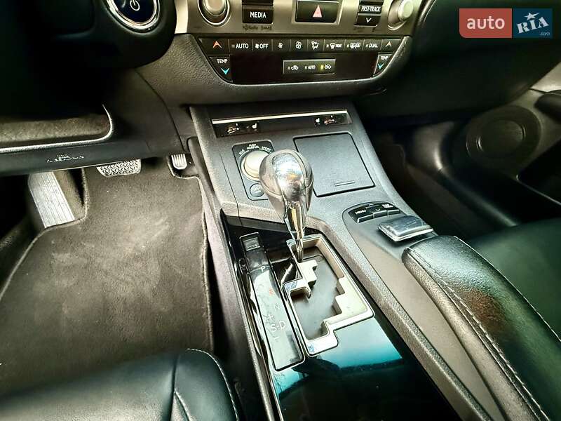 Седан Lexus ES 2013 в Одесі фото 44 Седан Lexus ES 2013 в Одесі