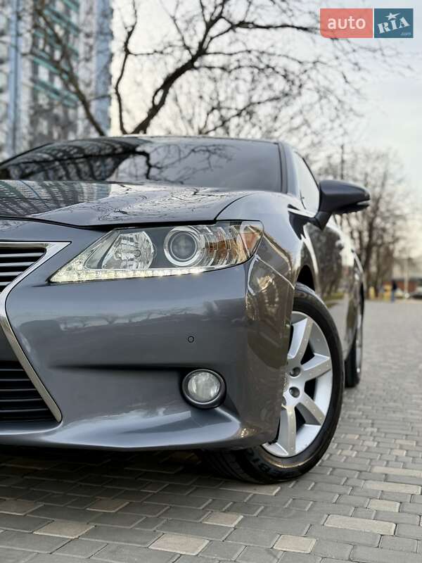 Седан Lexus ES 2013 в Одесі фото 103 Седан Lexus ES 2013 в Одесі