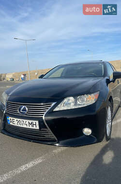 Седан Lexus ES 2014 в Кам'янському