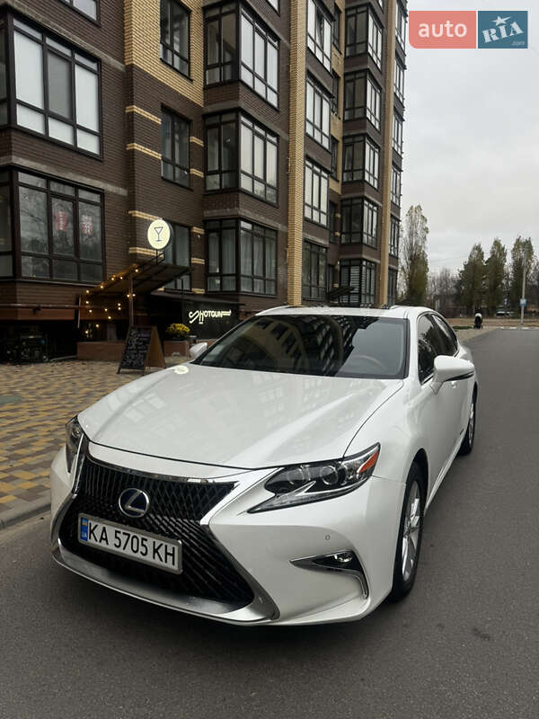 Lexus ES 2013