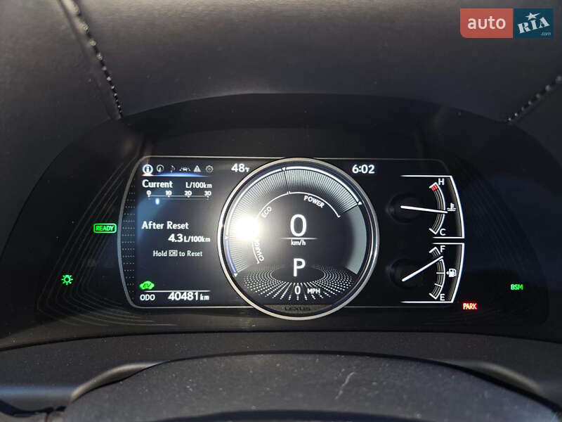 Седан Lexus ES 2018 в Одесі
