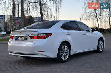 Седан Lexus ES 2013 в 