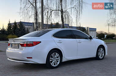 Седан Lexus ES 2013 в 