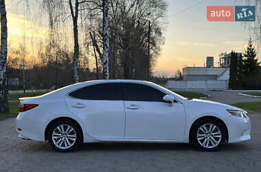 Седан Lexus ES 2013 в 