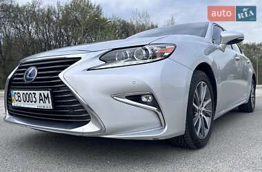 Седан Lexus ES 2018 в 