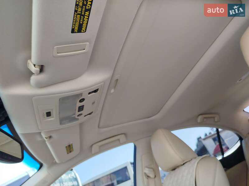 Седан Lexus ES 2015 в Києві