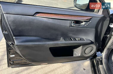 Седан Lexus ES 2015 в 