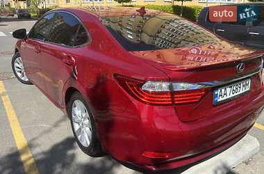 Седан Lexus ES 2014 в 