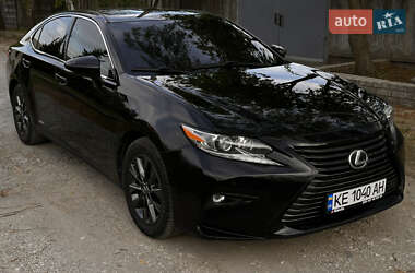 Седан Lexus ES 2012 в 