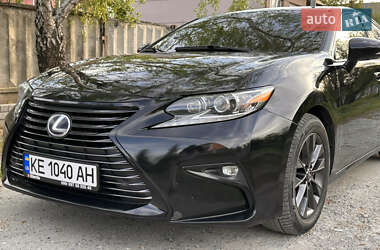 Седан Lexus ES 2012 в 