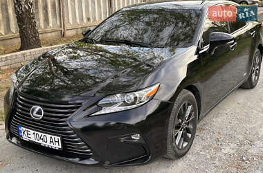 Седан Lexus ES 2012 в 