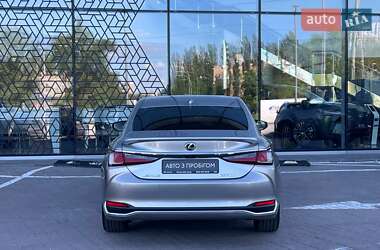 Седан Lexus ES 2023 в 