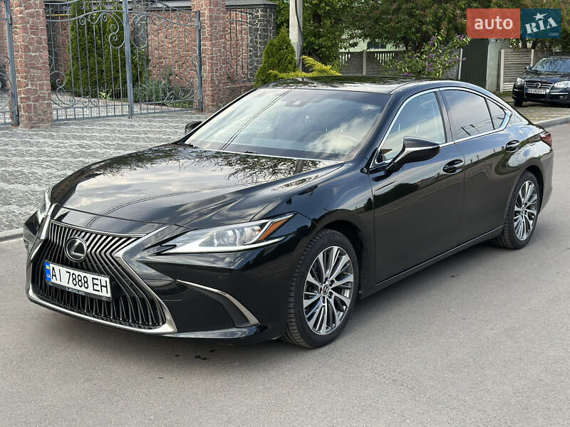 Седан Lexus ES 2021 в 
