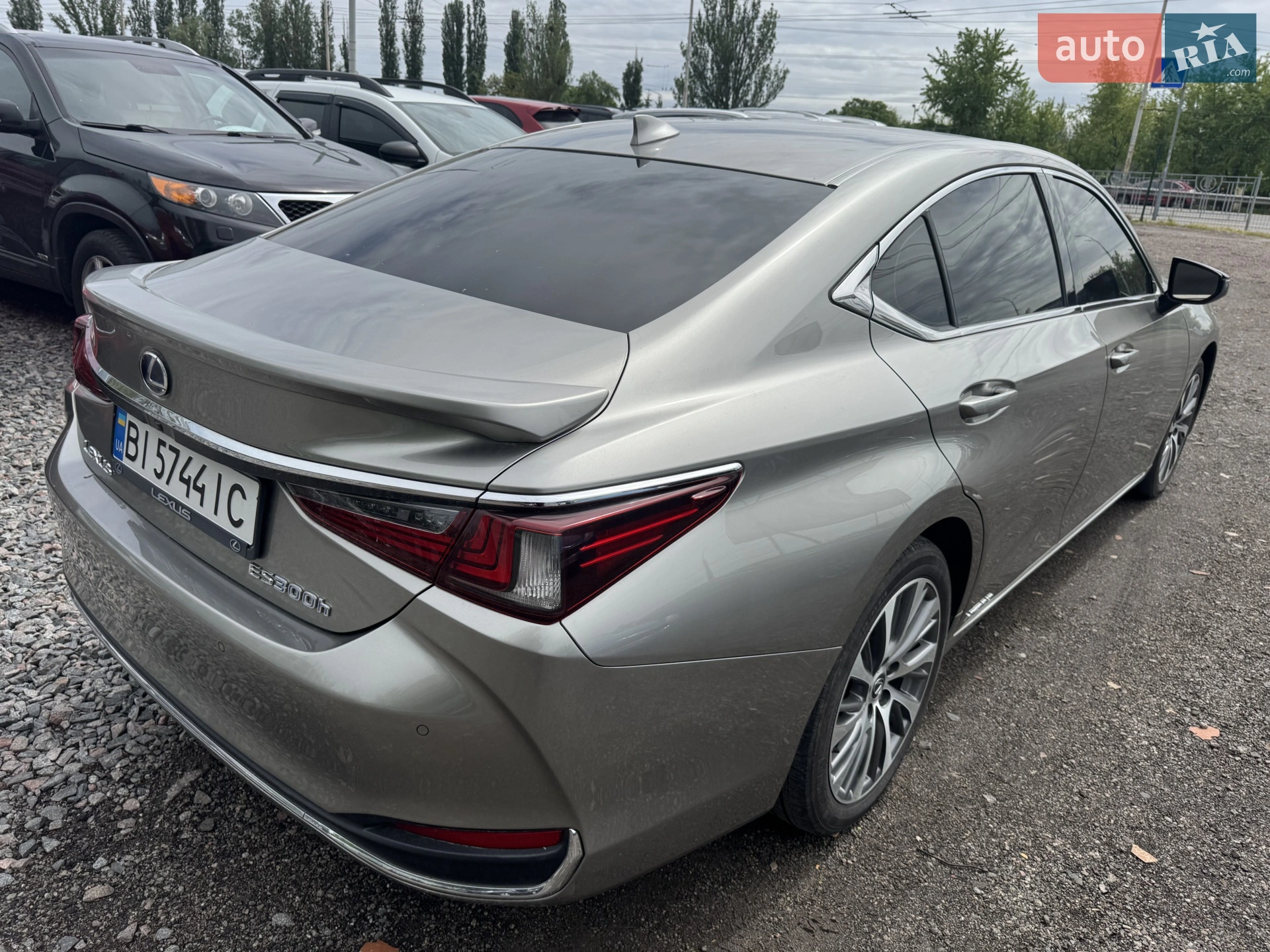 2019 Lexus ES - мініатюра 4