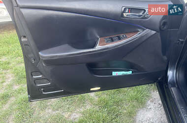 Седан Lexus ES 2011 в 