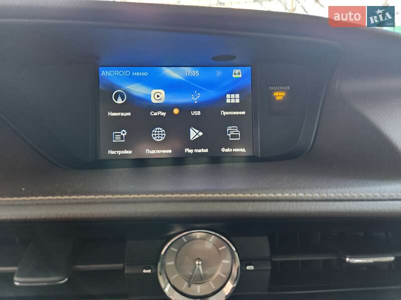 Седан Lexus ES 2016 в Одесі