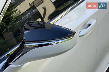Седан Lexus ES 2020 в 
