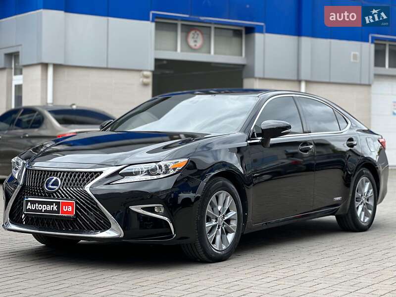 Седан Lexus ES 2012 в 