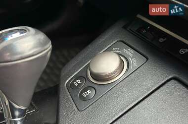 Седан Lexus ES 2012 в 