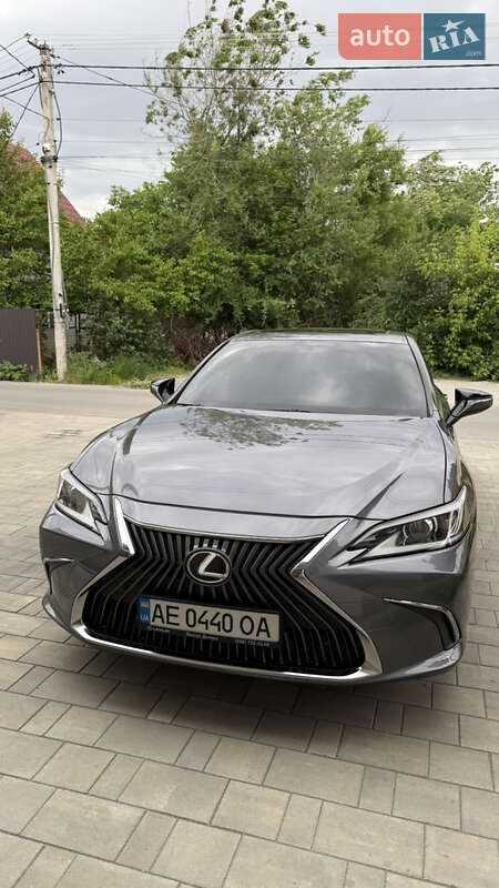 Lexus ES 2018