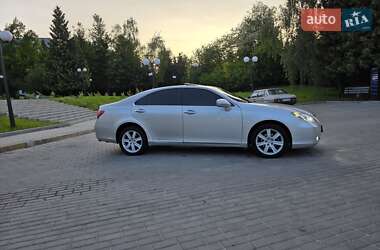 Седан Lexus ES 2007 в Ровно
