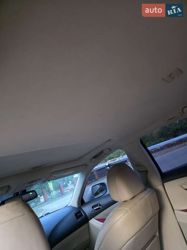 Седан Lexus ES 2007 в Ровно