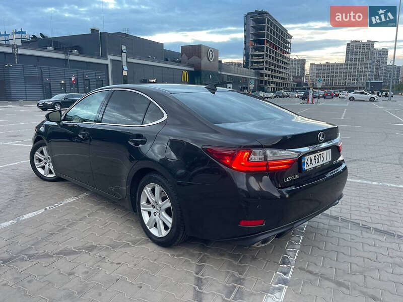 Седан Lexus ES 2016 в Киеве фото 4 Седан Lexus ES 2016 в Киеве