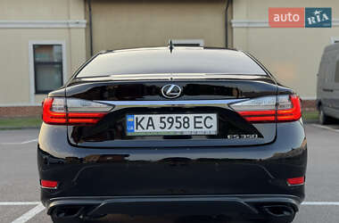 Седан Lexus ES 2018 в 