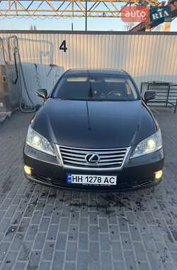 Седан Lexus ES 2010 в Києві